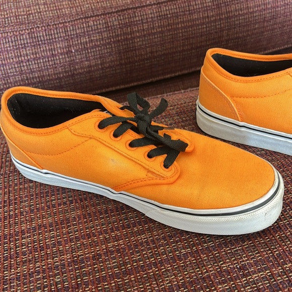 Orange vans, size 7, with black strings!  Perfect with jeans, shorts, dresses! - Picture 4 of 6